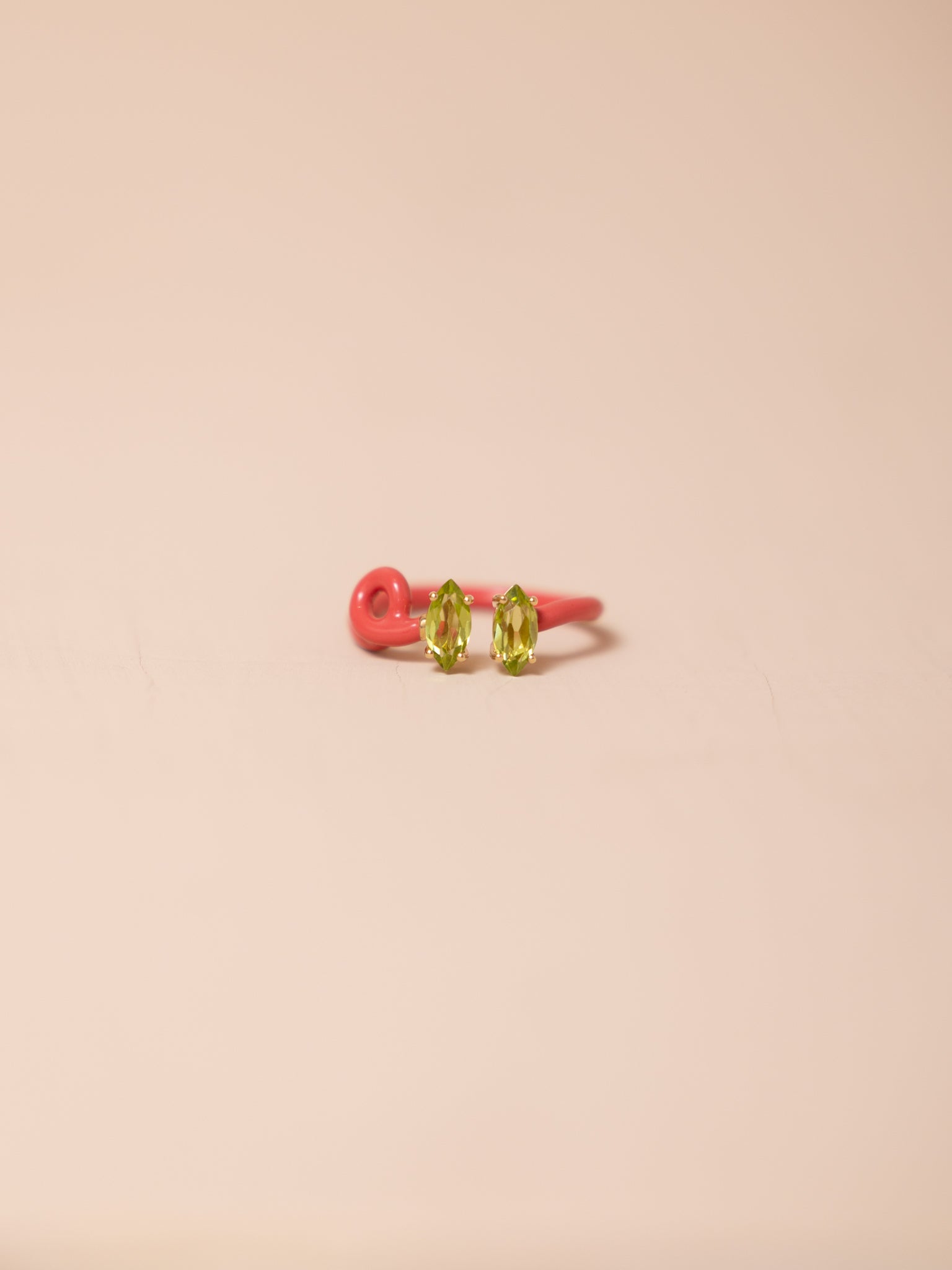 Double Vine Ring in Hot Pink