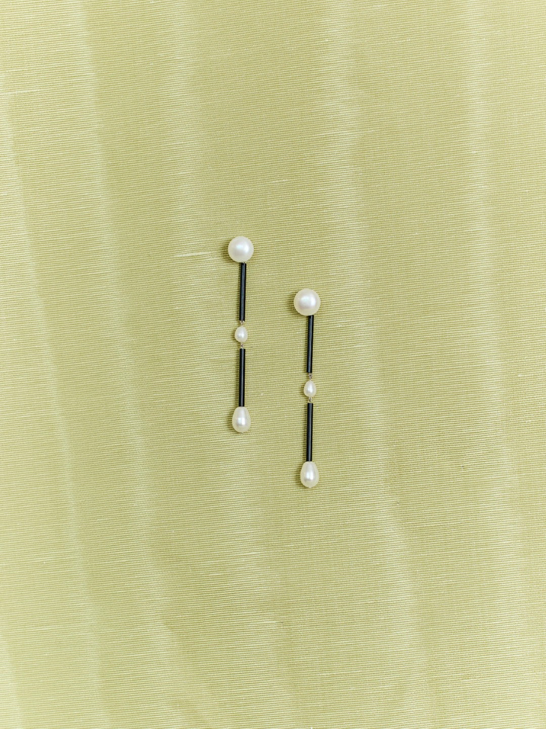 Medium Osiris Earrings