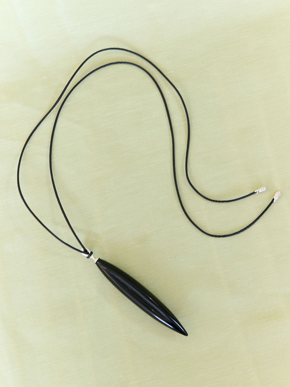 Onyx Crevice Pendant Necklace