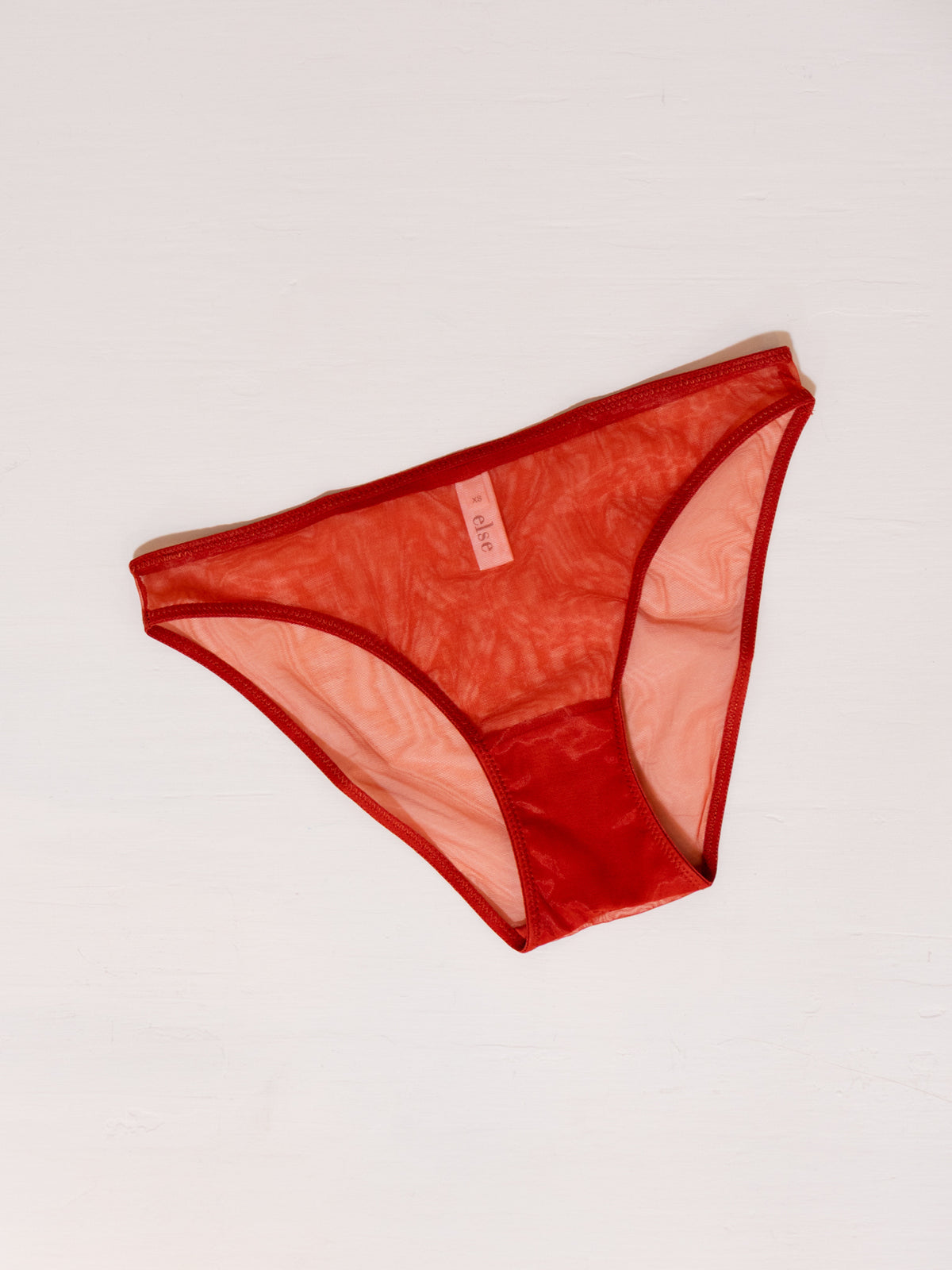 Crimson Bare Minimal Brief