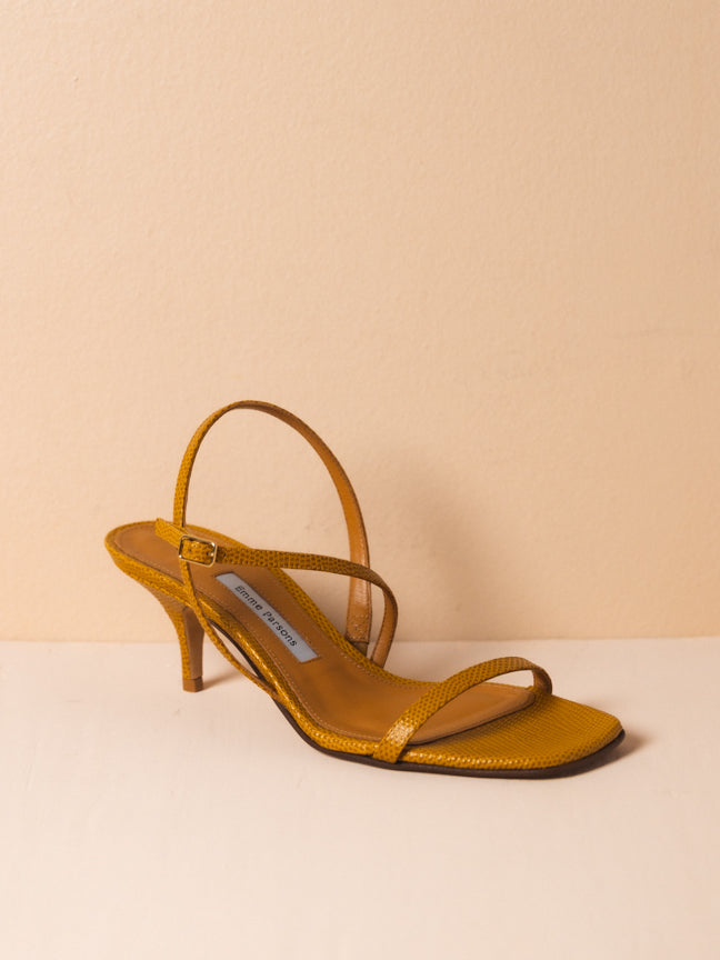 Hugo Sandals
