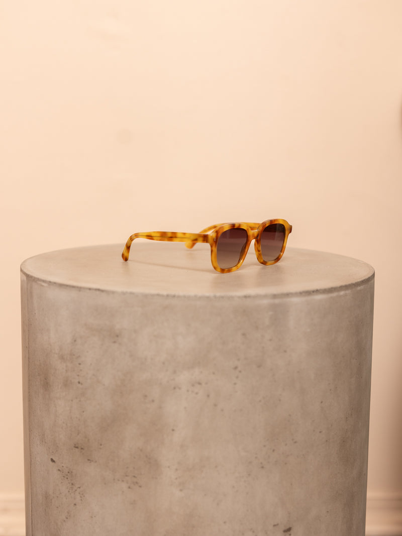 Bogota Sunglasses in Amber