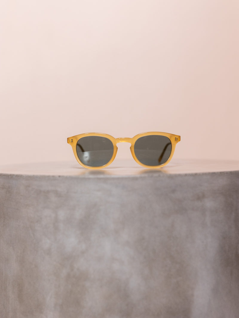 Slope Sunglasses in Blonde