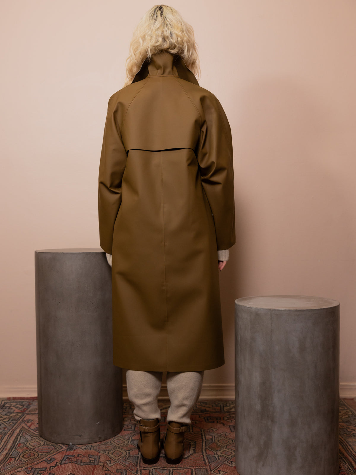 Original Below Rubber Coat in Breen