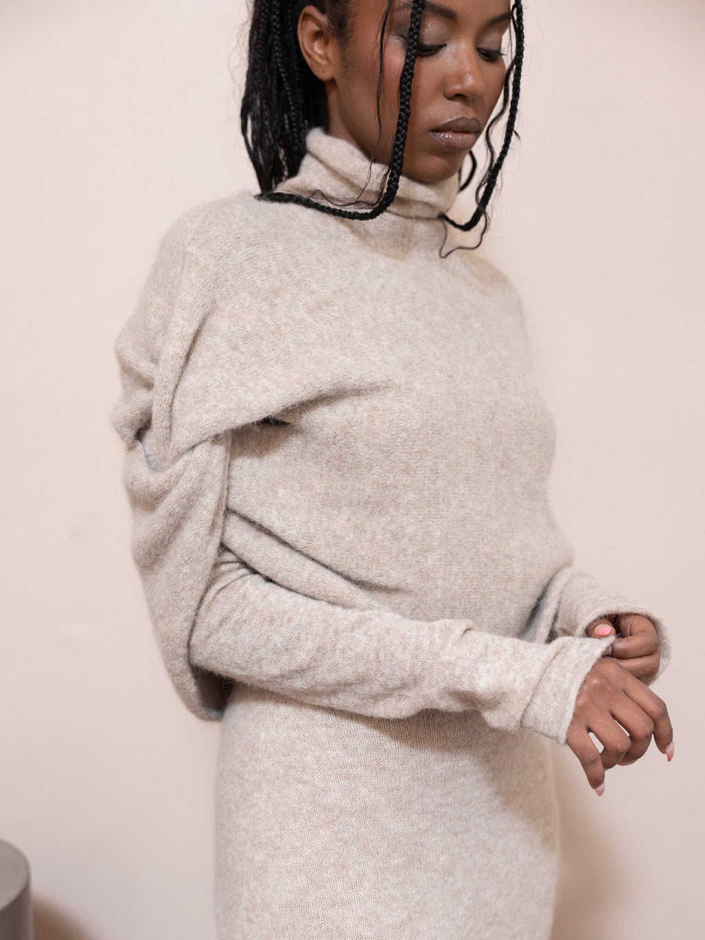 Knot Shoulders Shawl