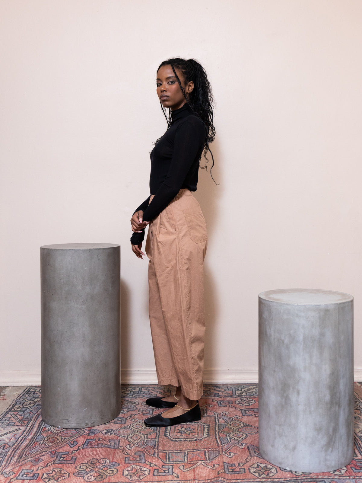 Spa Pleat Pant in Deep Khaki