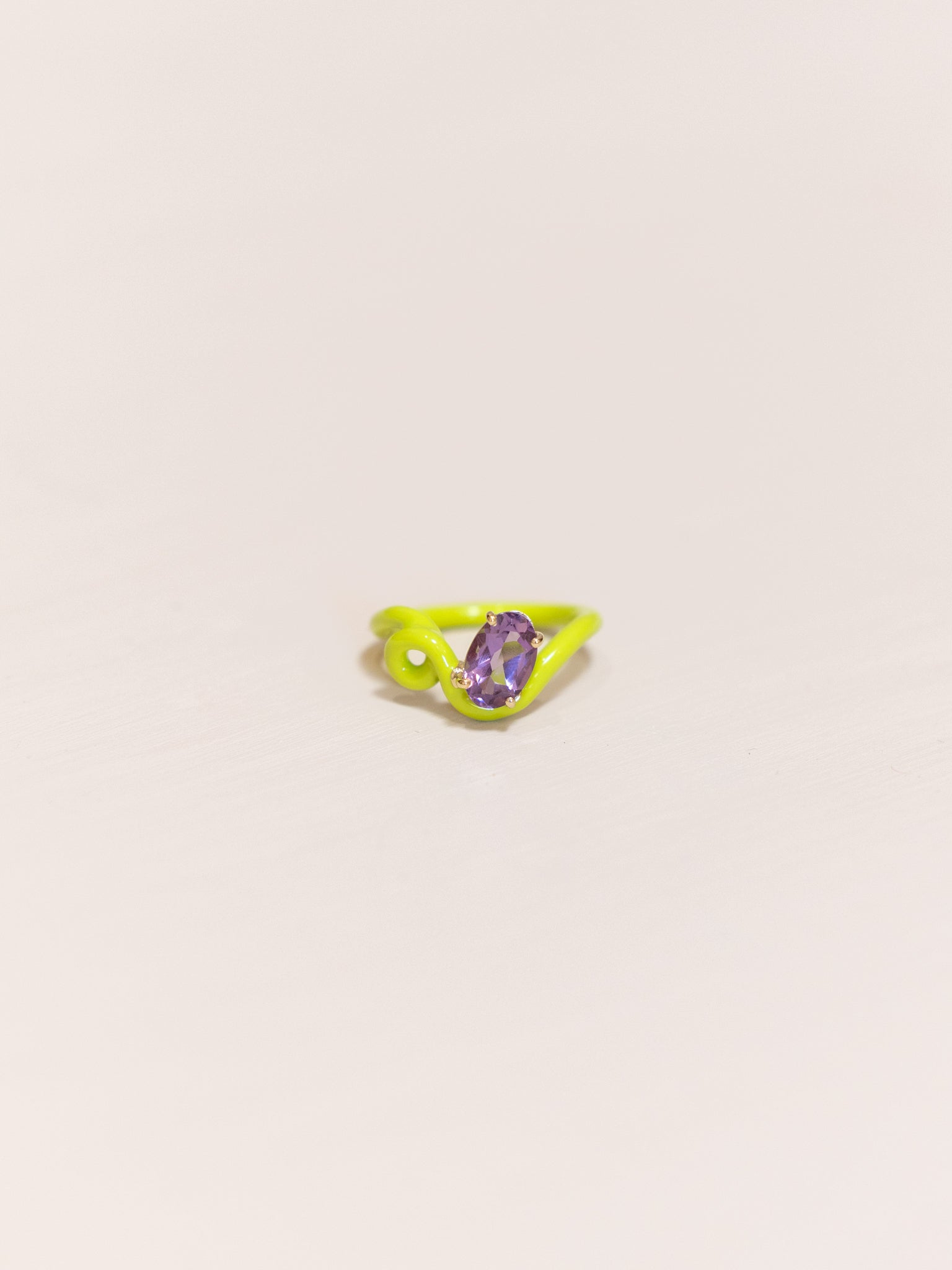 Lime Oval Vine Ring in Size 6