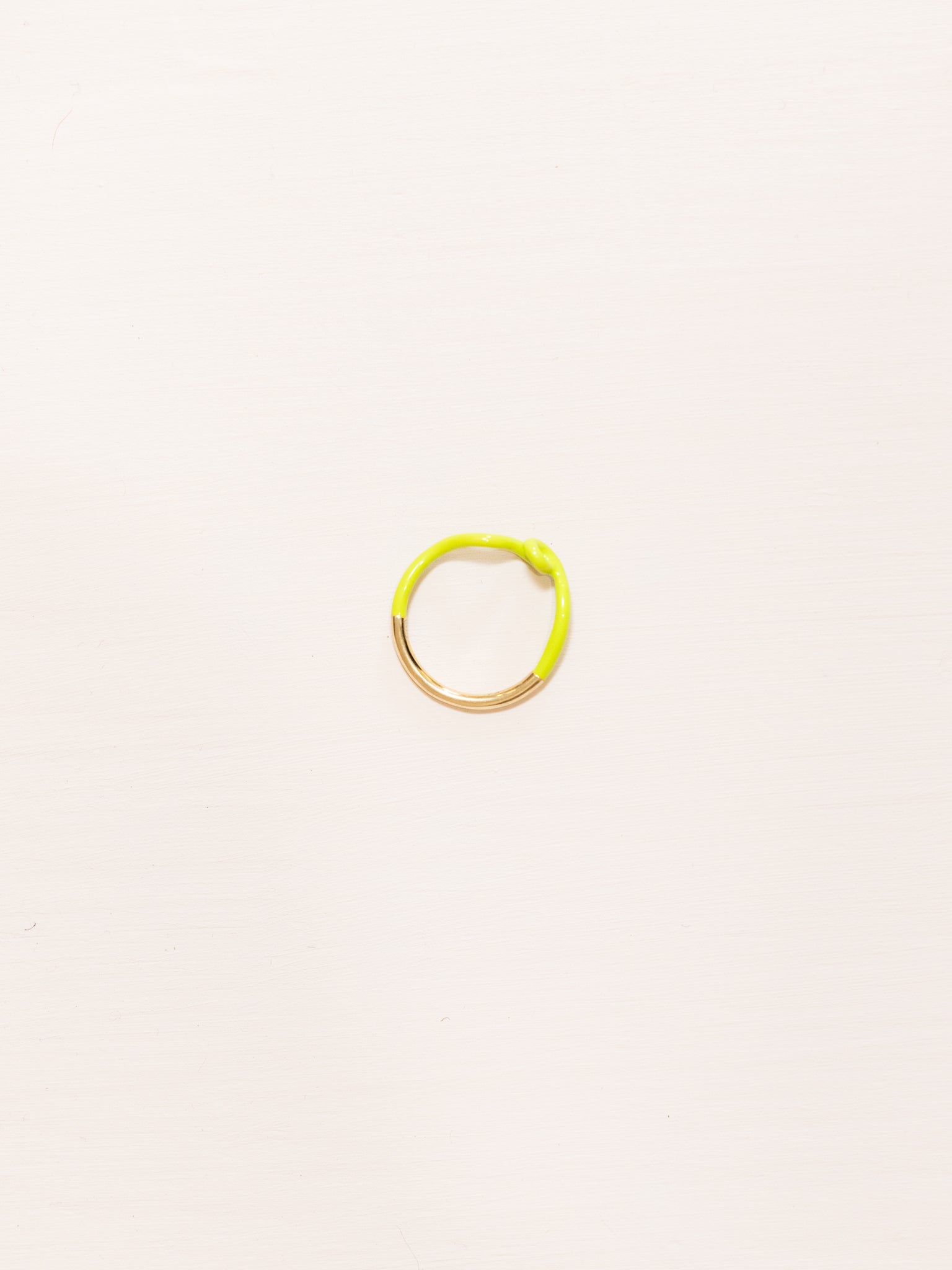Wave Ring in Lime