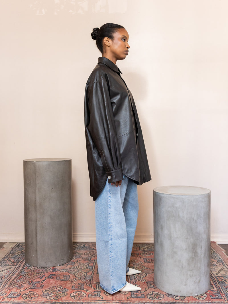 Emmi Jean – PILOT / POWELL