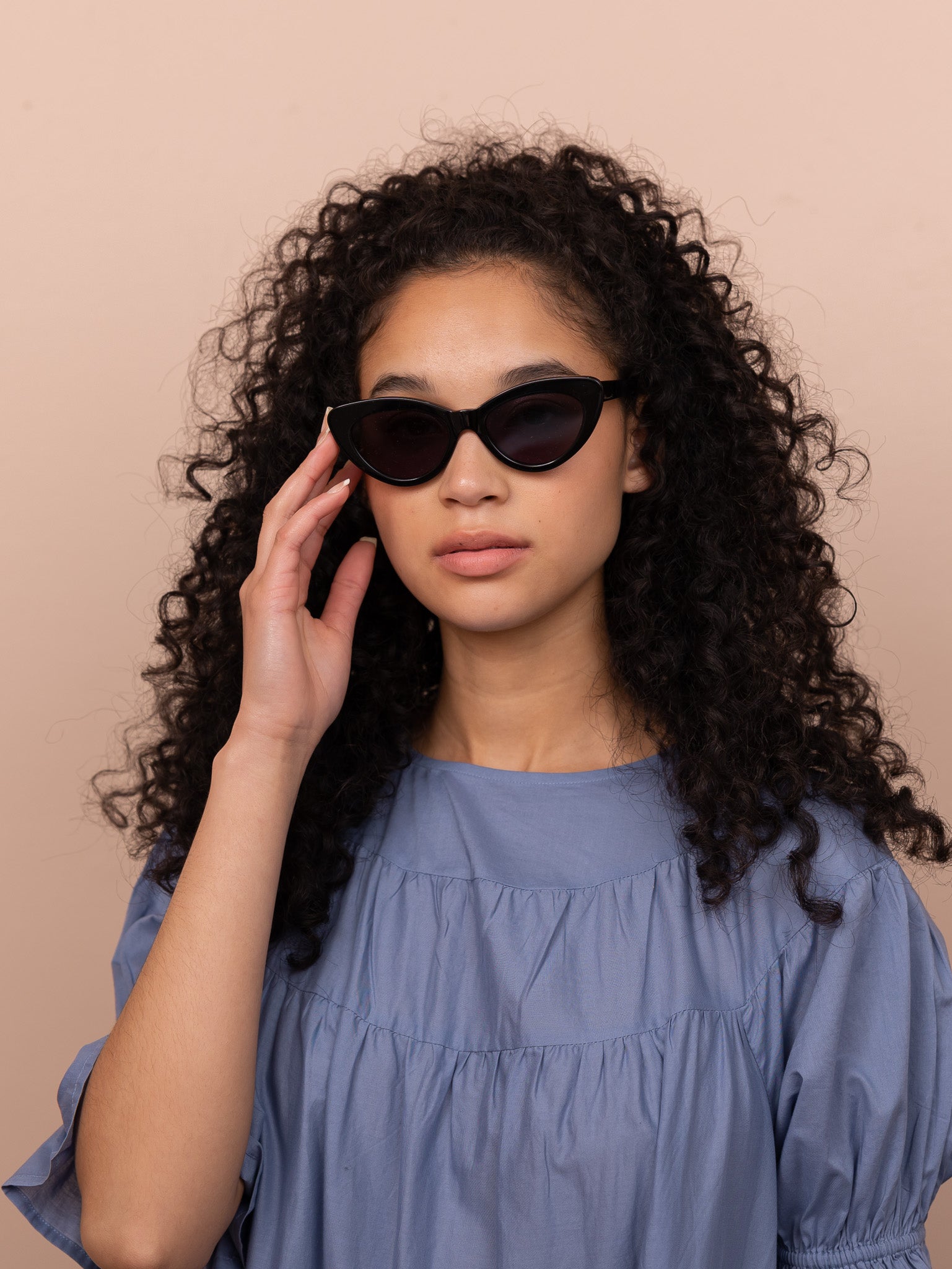 Pamela Sunglasses in Black