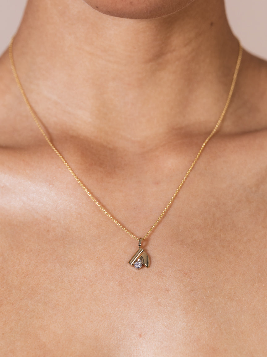 "R" Vadabet Necklace