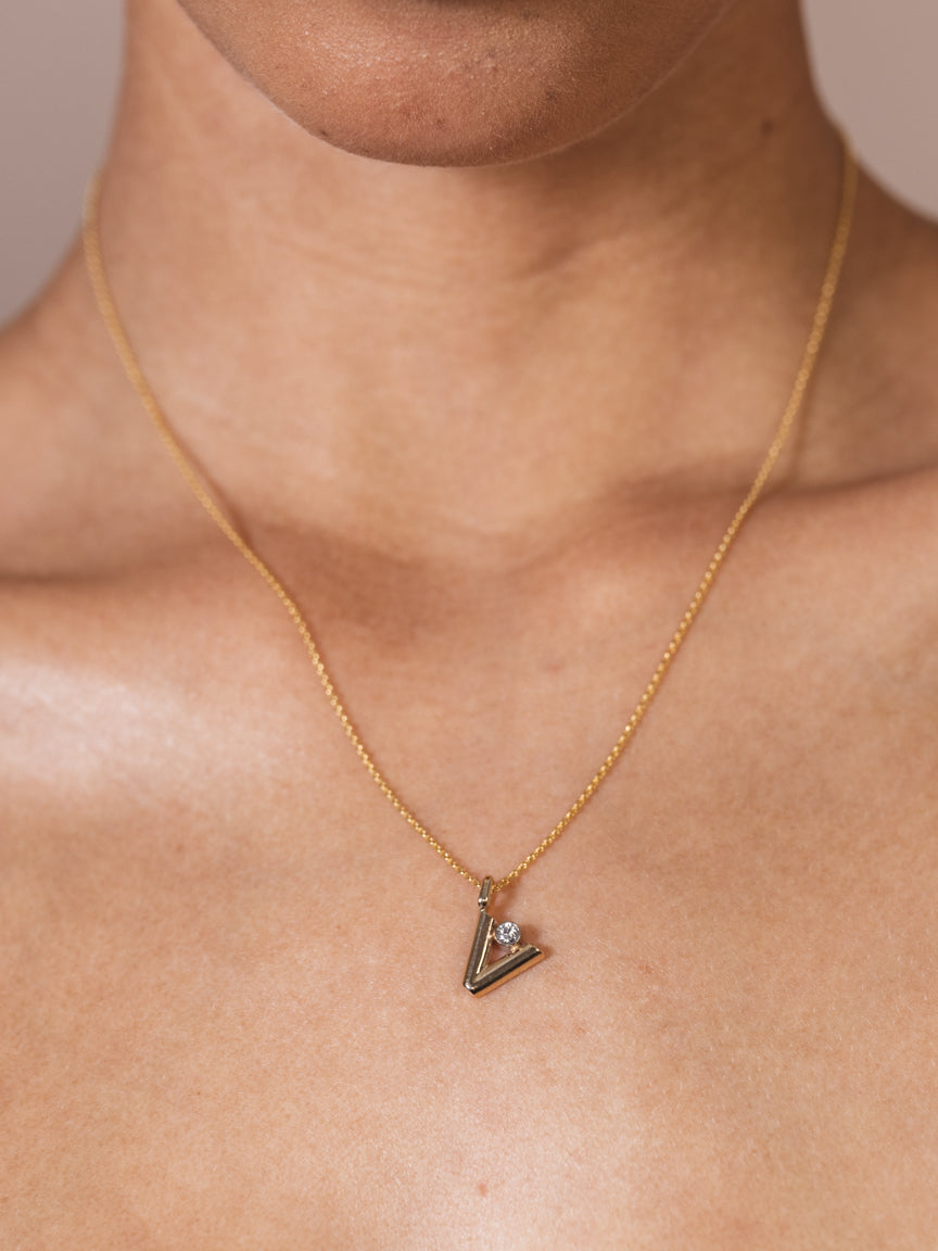 "V" Vadabet Necklace
