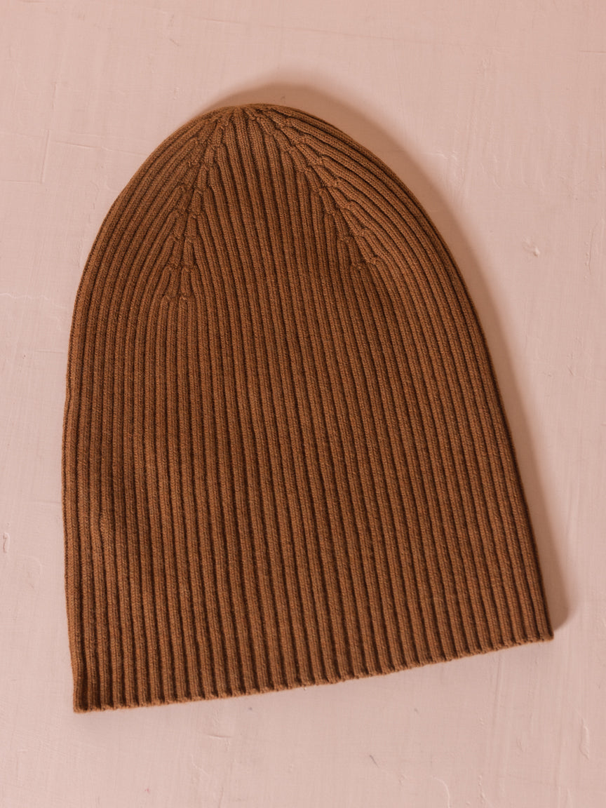 Rugo Camel Seamless Knit Beanie